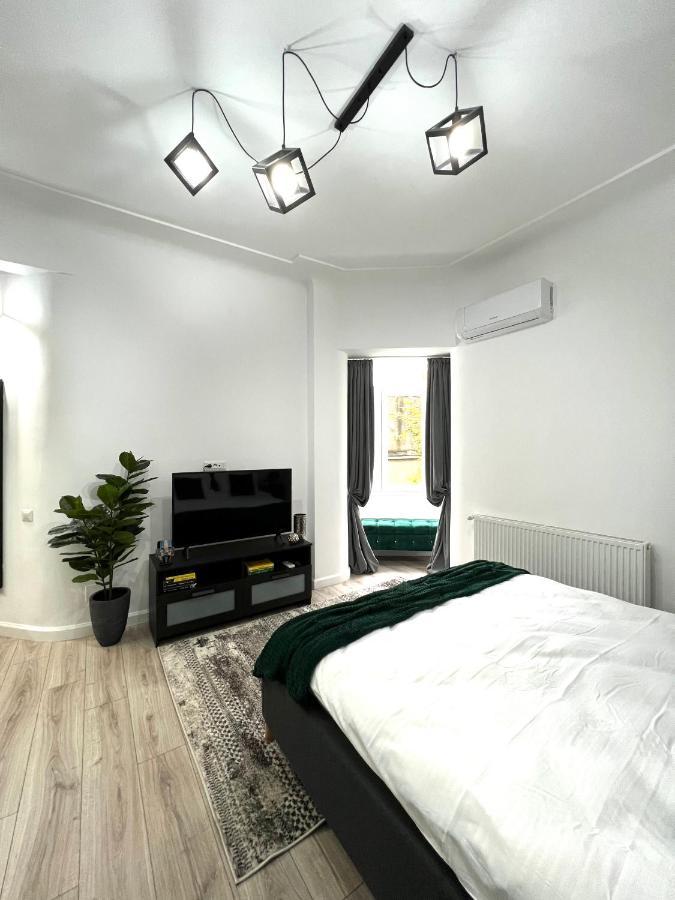 Green Spot - Premium Studio - Sanador Victoriei Букурещ Екстериор снимка